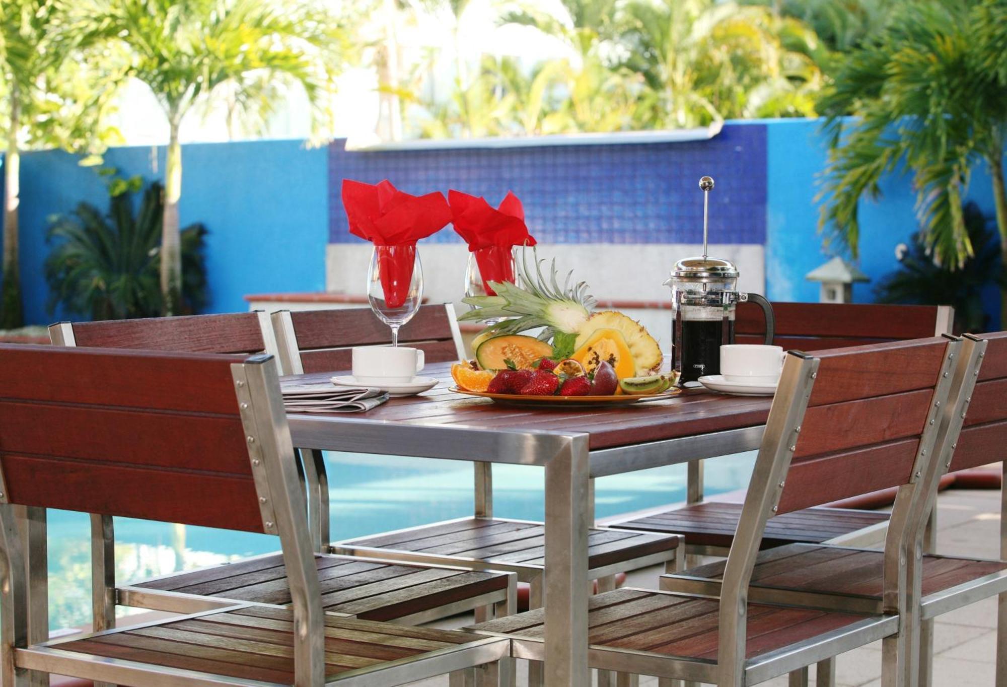 Central Plaza Port Douglas Exterior photo